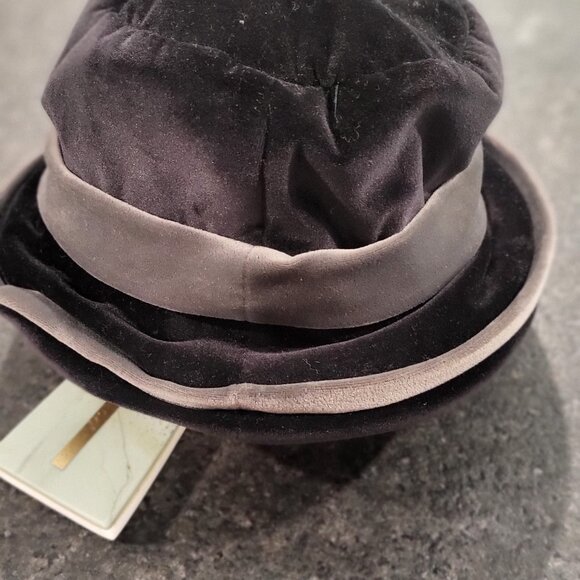 Elegant Vintage (20's, 40's?) Ladies 100% Polyester Velvet Slate Grey Bucket Hat - Picture 5 of 5